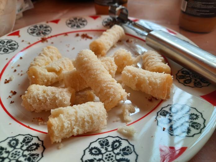 Cupcakes ecológicas de arándanos y crema espesa