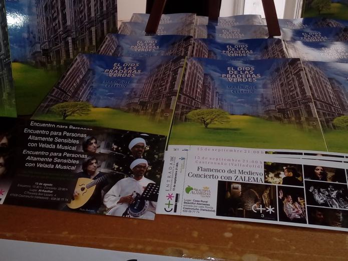 Libros que hay que leer - El Dios de las Praderas Verdes - Villa del Libro