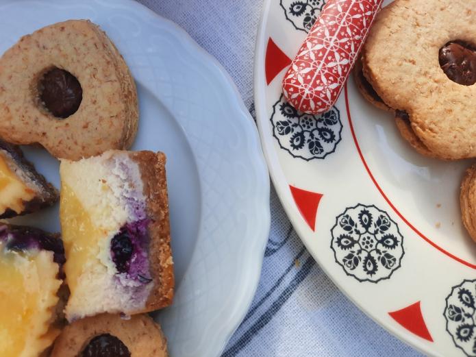 Mini tartas de queso ecológicas con limón y arándanos 