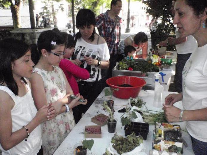 María José Celemín Revista Ecología Espiritual EsRadio Valladolid Fernando Puga